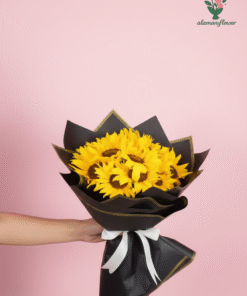 Alternative view of Sunflower Gift Set – 20 Sunflowers with 5 Imported Black & Gold Wrappings