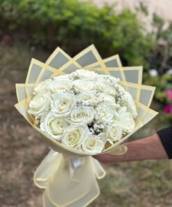 White Rose Gift Set – 20 Super White Roses with Baby Flowers & Imported Wrapping