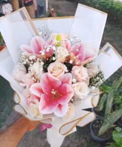 Soft Pink Rose Gift Set – 13 Light Pink Roses with Artificial Lily, Baby Flowers & Imported Wrapping